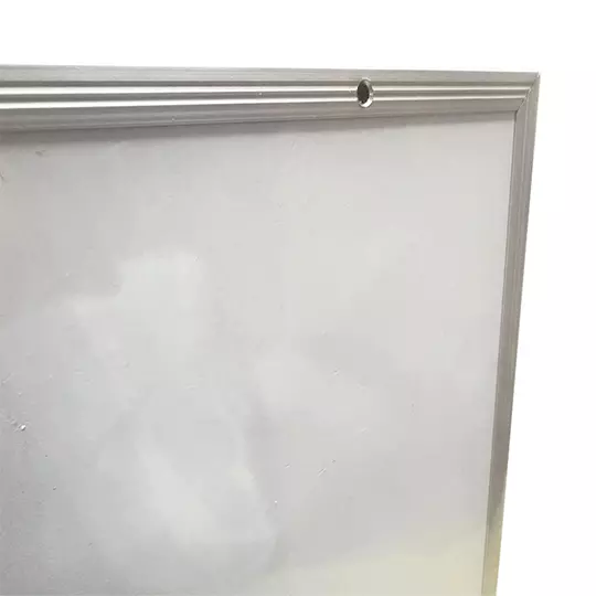 Pizarrón blanco Classic Arly 30 x 45  cm.