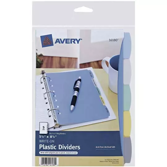 Separador plástico esquela 5 divisiones AVERY multicolor tamaño esquela