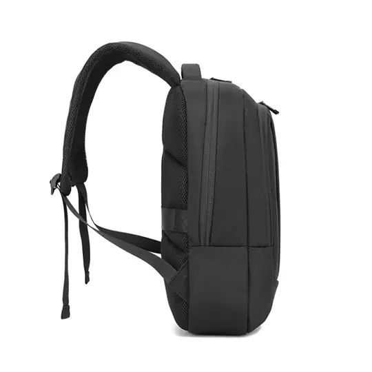 Mochila COOLCAPITAL Era 15.6" color negro