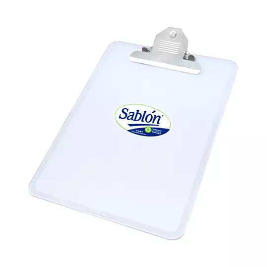 Tabla de plástico Sablón con clip metálico tamaño carta color cristal