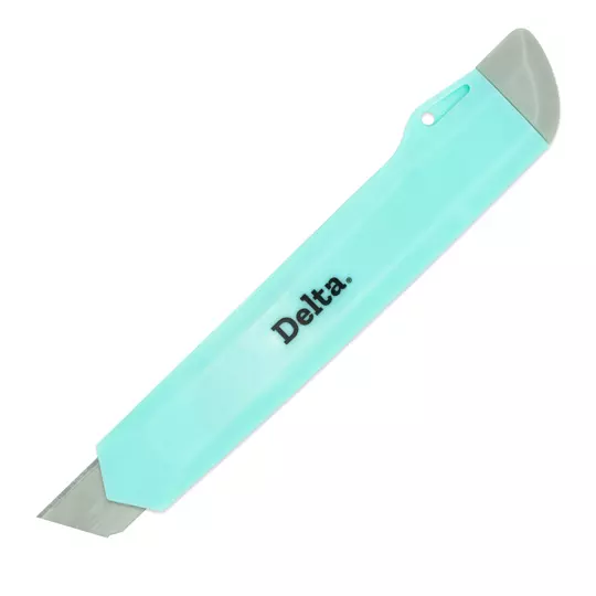 Cutter plastico 18 mm DELTA material plastico